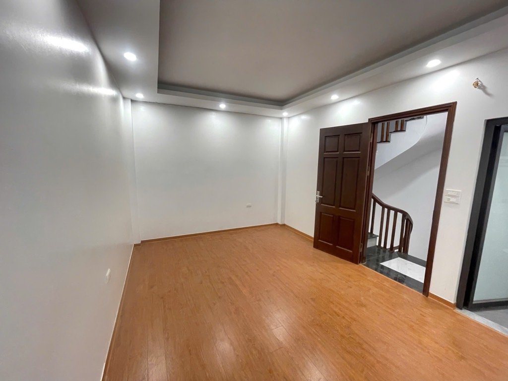 NHÀ MỚI – XUÂN ĐỈNH –  GẦN MẶT PHỐ - THÔNG CÁC NGẢ - CHỈ VIỆC VỀ Ở.